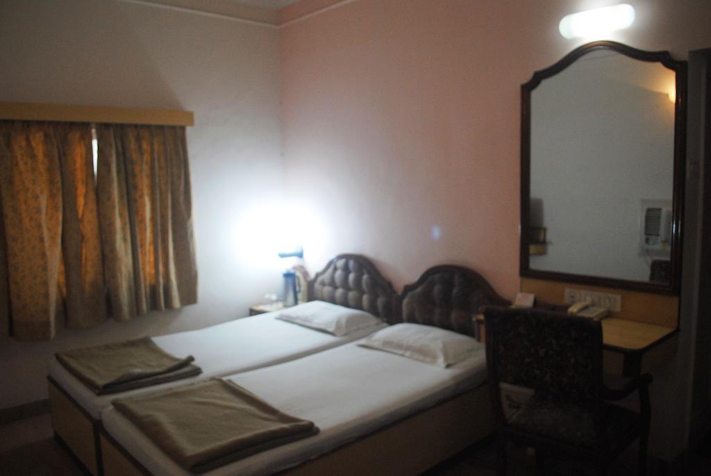 Padma Hotel Puri Bagian luar foto