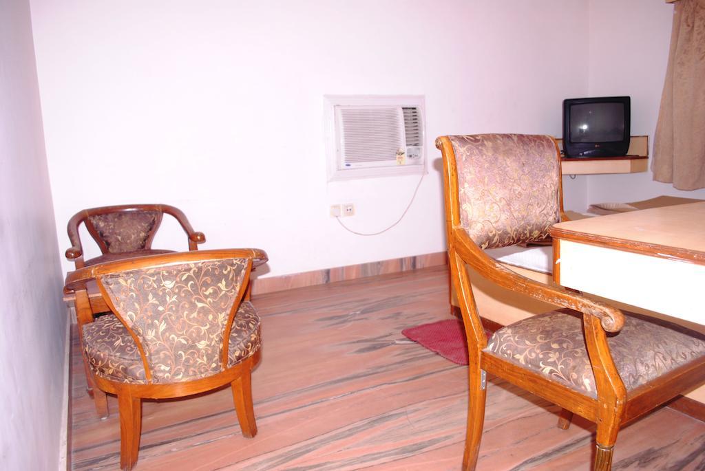 Padma Hotel Puri Bagian luar foto