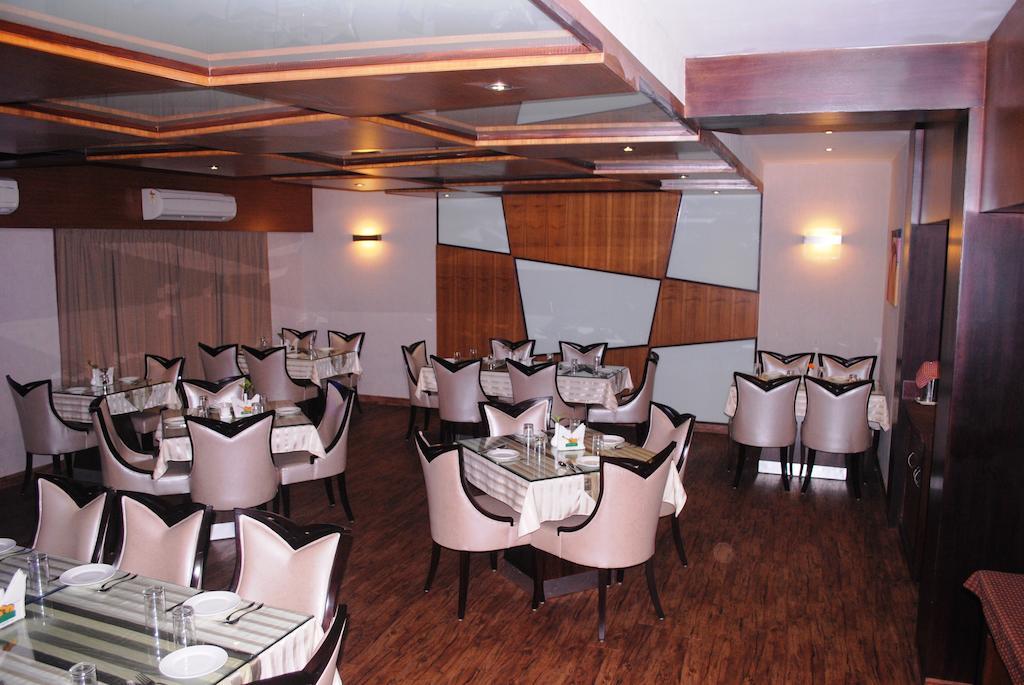 Padma Hotel Puri Bagian luar foto